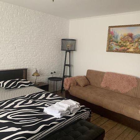 Ferienwohnung Garsoniera 1 Decembrie Alba Iulia Exterior foto