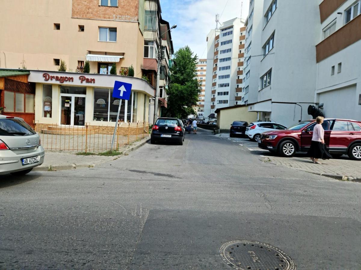 Ferienwohnung Garsoniera 1 Decembrie Alba Iulia Exterior foto